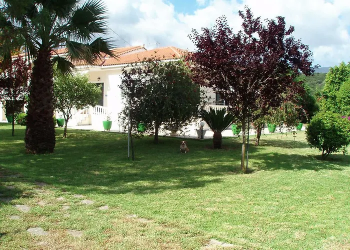 Finikes Kefalonia Sami (Kefalonia)