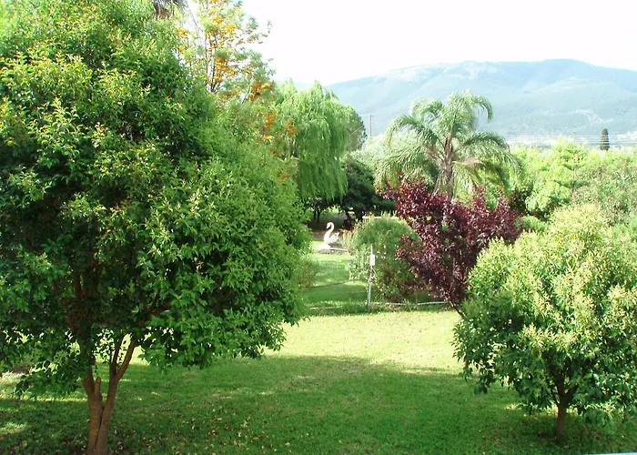 Finikes Kefalonia Sami (Kefalonia)