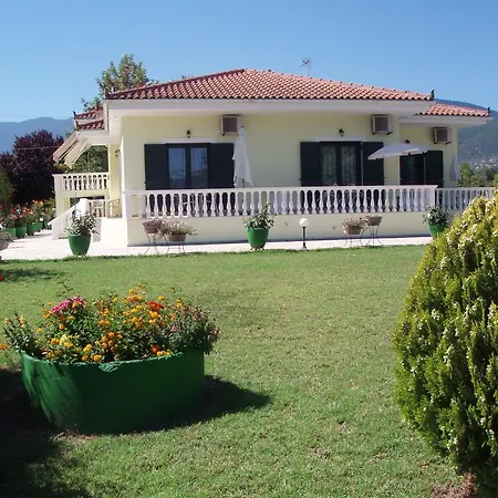 Finikes Kefalonia 公寓