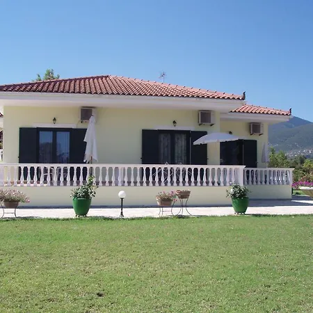 Finikes Kefalonia * 萨米