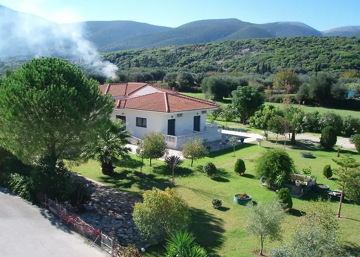 Finikes Kefalonia Sami (Kefalonia)