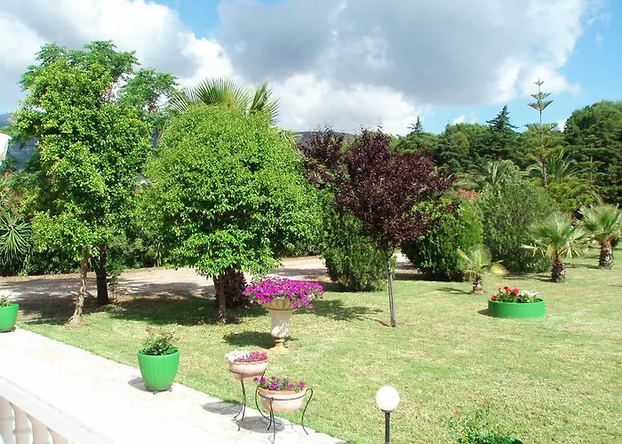 Finikes Kefalonia Sami (Kefalonia)