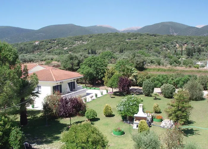 Finikes Kefalonia * Sami (Kefalonia)