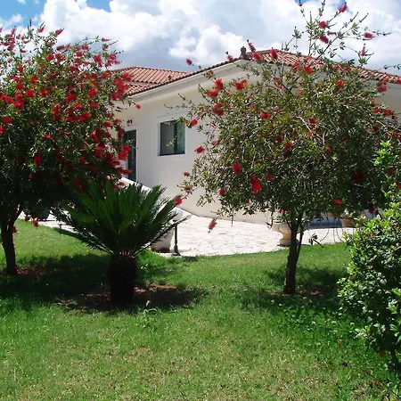 Finikes Kefalonia Apartment Sami (Kefalonia)