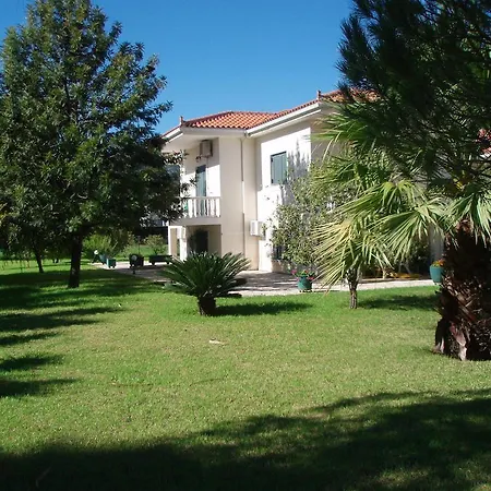 Apartment Finikes Kefalonia