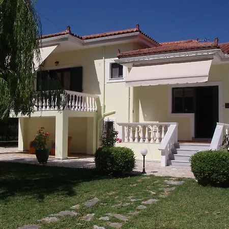 Finikes Kefalonia Apartment *